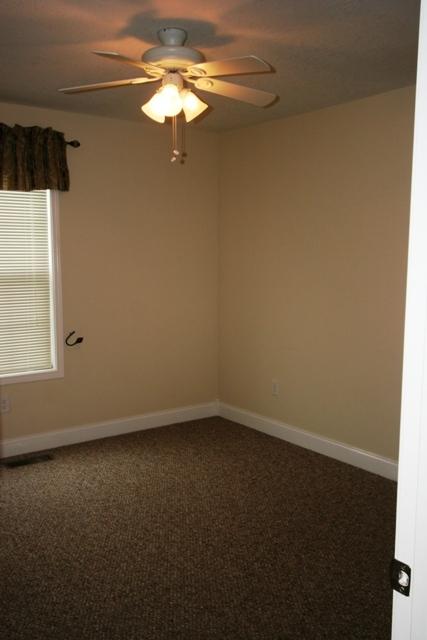 110 Country Way Road Vonore, TN 37885 - Photo 16 of 34 BED 1 (1)
