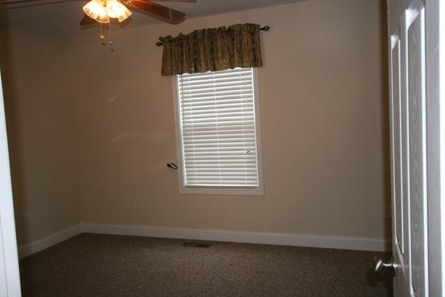 110 Country Way Road Vonore, TN 37885 - Photo 18 of 34 BED 2