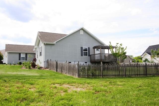 110 Country Way Road Vonore, TN 37885 - Photo 5 of 34 SIDE