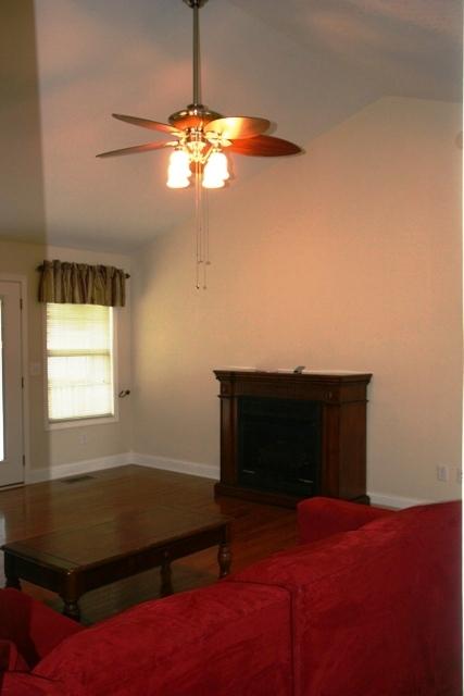 110 Country Way Road Vonore, TN 37885 - Photo 7 of 34 LIVING