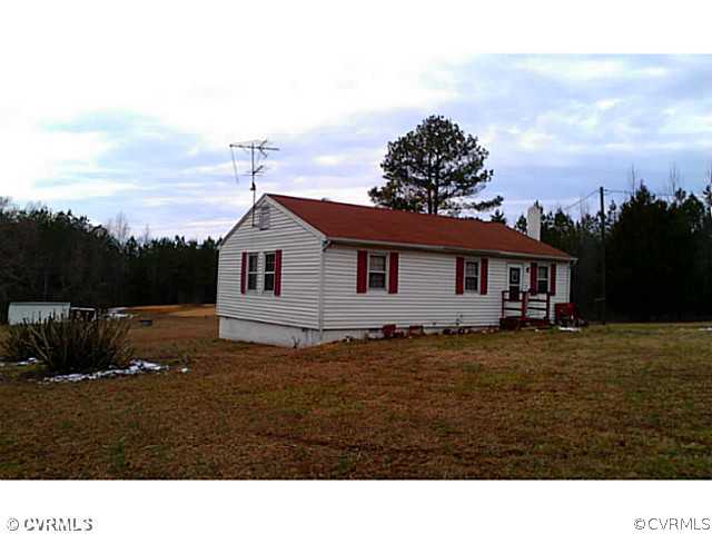 1081 Stones Road Walkerton, VA 23177 - Photo 7 of 10 Gallery Image 7