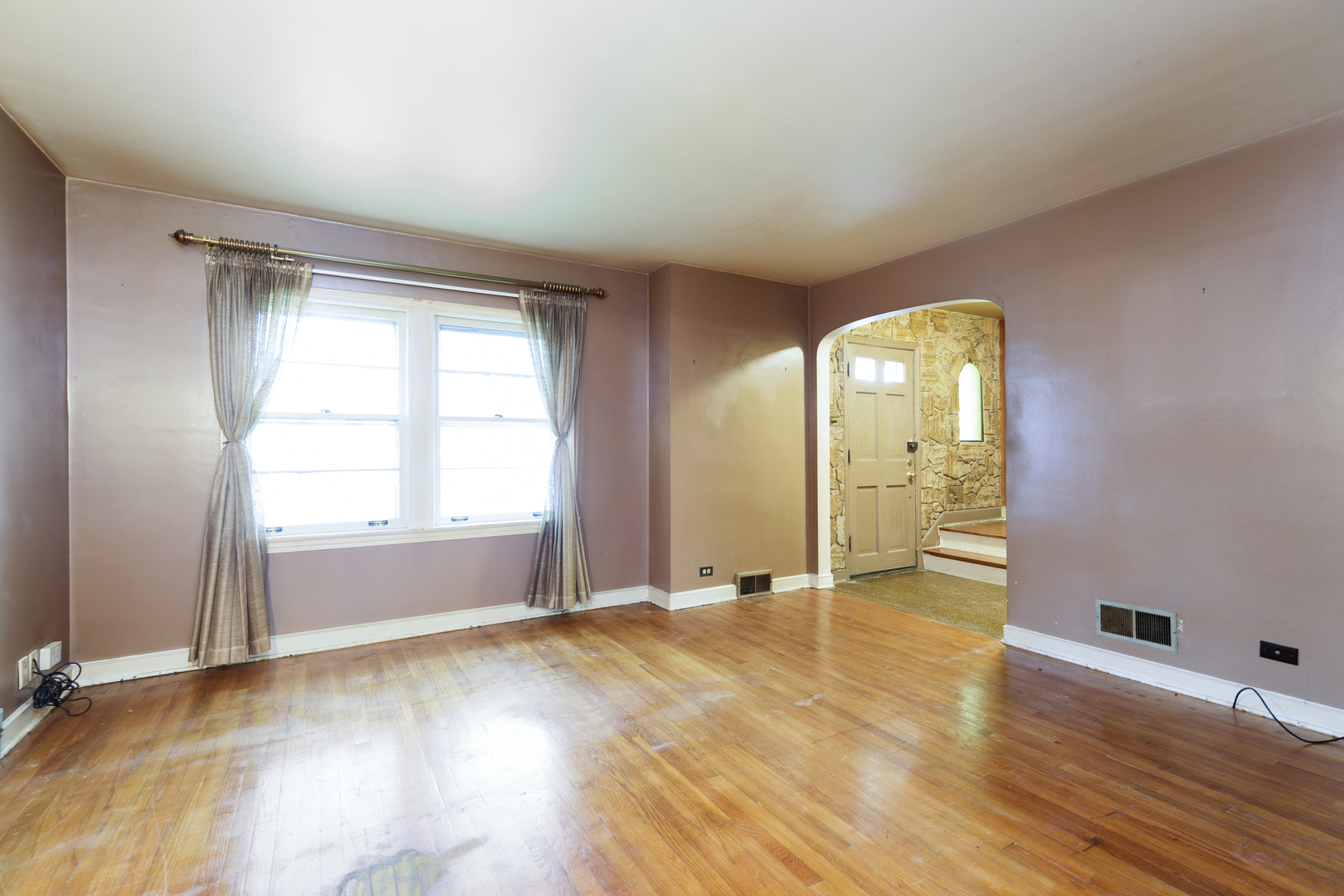 2348 South 7th Avenue North Riverside, IL 60546 - Photo 2 of 15 Gallery Image 2