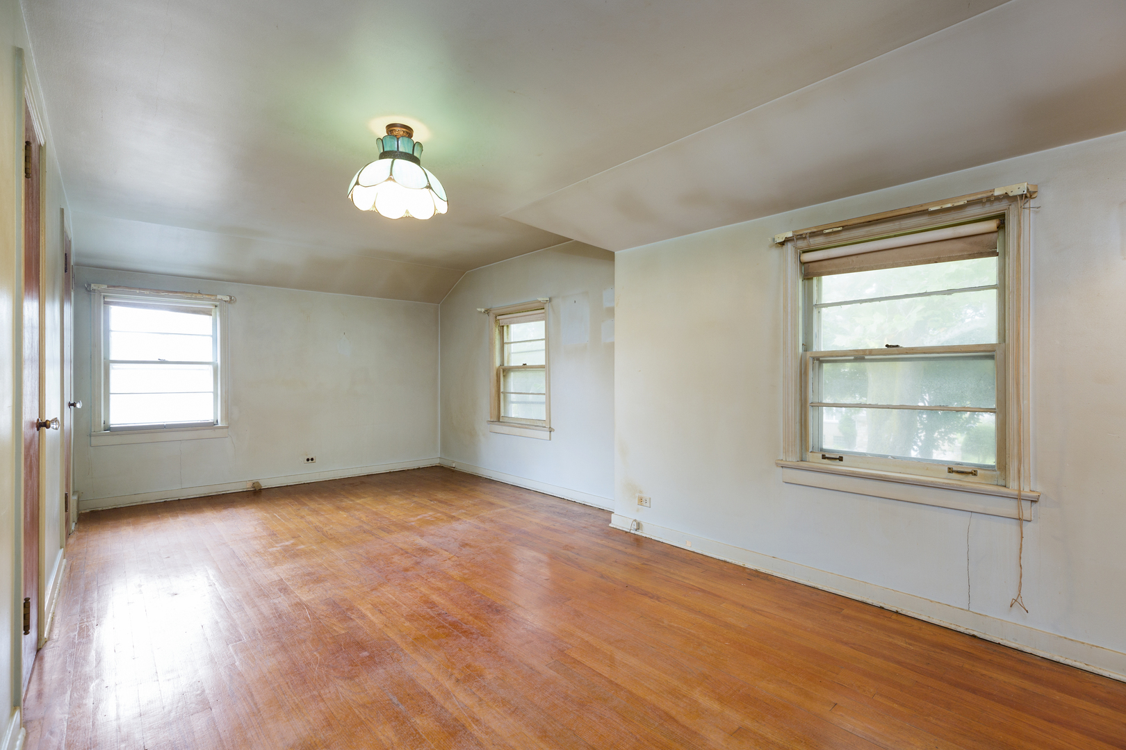 2348 South 7th Avenue North Riverside, IL 60546 - Photo 8 of 15 Gallery Image 8