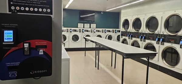 a view of an entryway with furniture