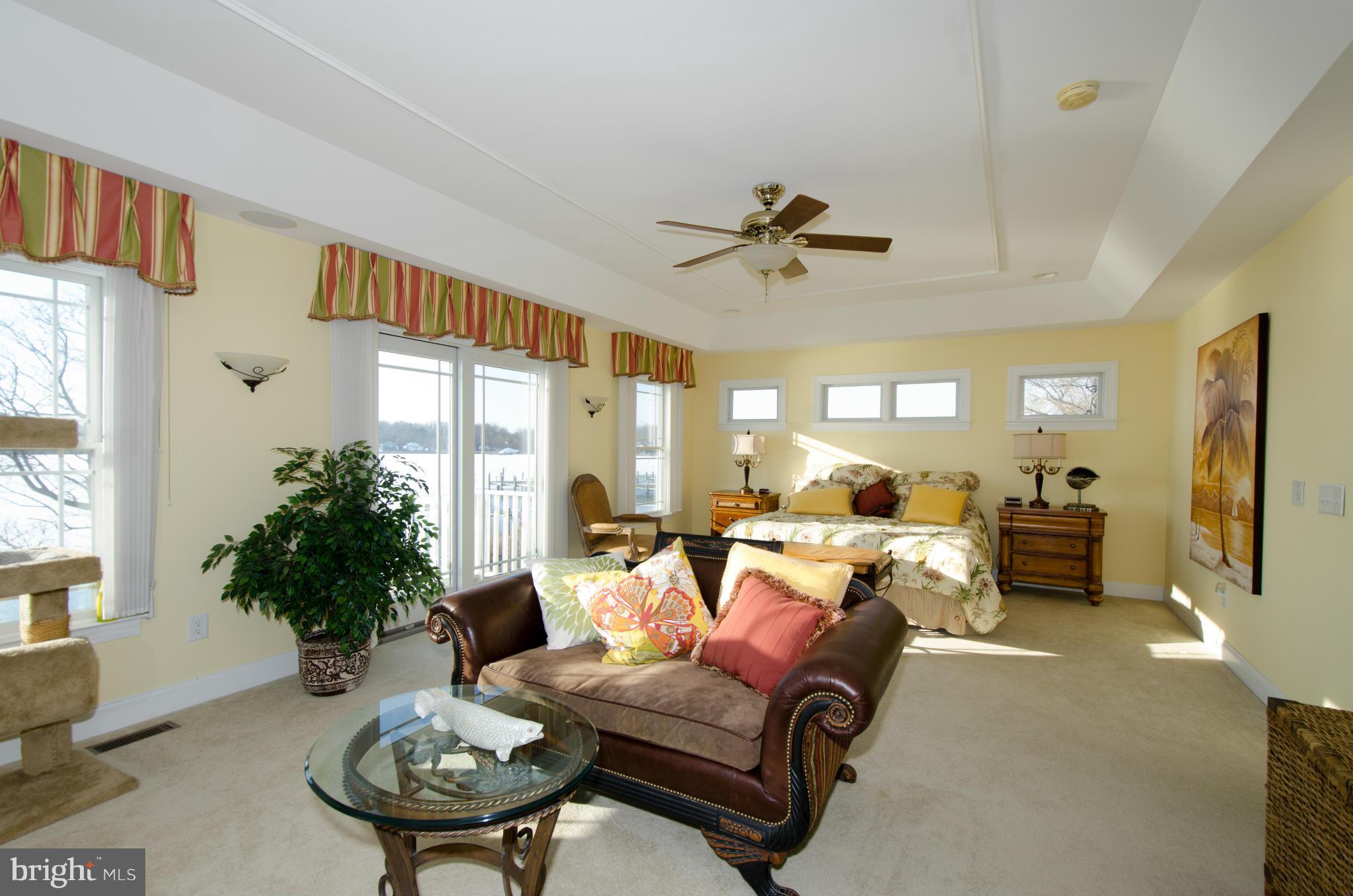 1003 Cold Spring Road Baltimore, MD 21220 - Photo 11 of 30 Main lvl master suite w/sit area; lg walkin closet