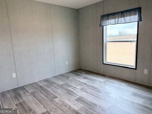 683 Evergreen Church Road Cobbtown, GA 30420 - Photo 22 of 32 an empty room with a window