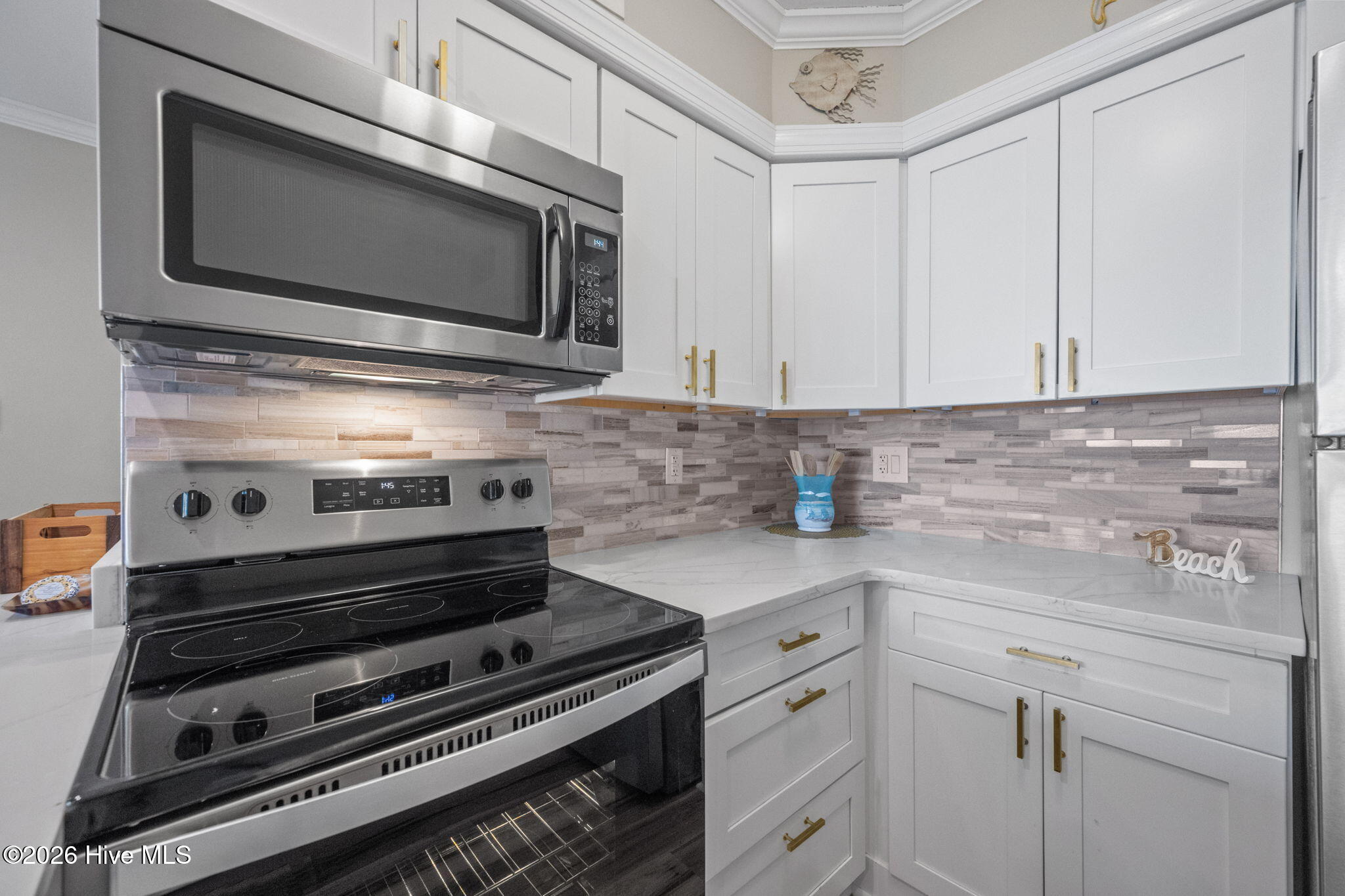 1822 New River Inlet Road, Unit 1102A North Topsail Beach, NC 28460 - Photo 15 of 51 Kitchen