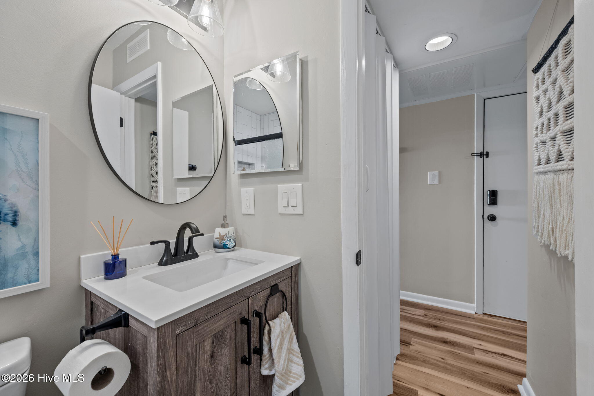 1822 New River Inlet Road, Unit 1102A North Topsail Beach, NC 28460 - Photo 26 of 51 Bathroom