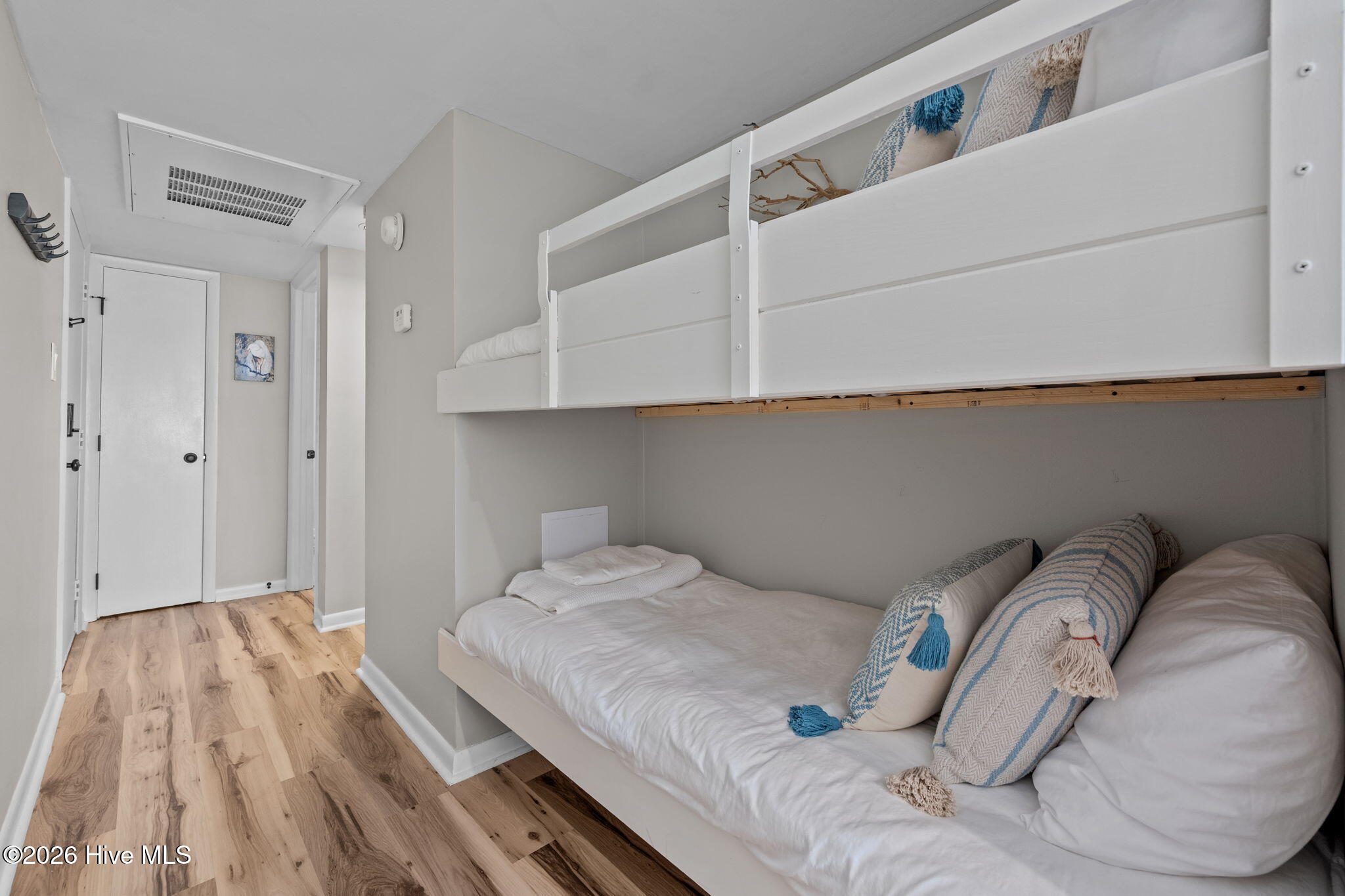 1822 New River Inlet Road, Unit 1102A North Topsail Beach, NC 28460 - Photo 28 of 51 Hall Bunks