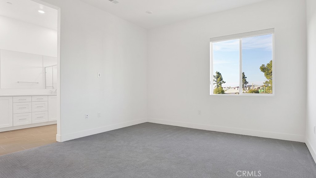 401 Junco Irvine, CA 92618 - Photo 22 of 40 an empty room with a window