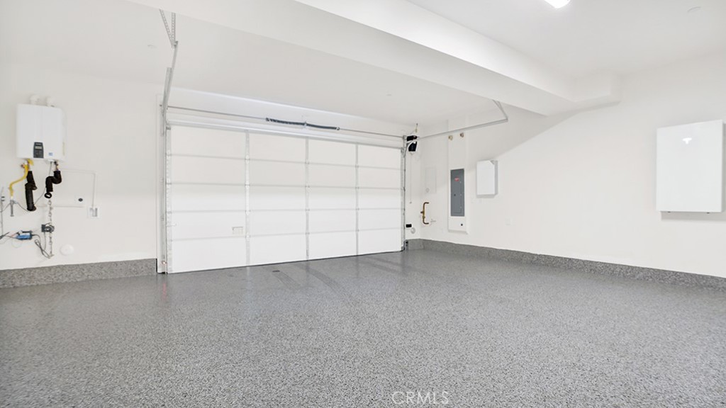 401 Junco Irvine, CA 92618 - Photo 34 of 40 a view of a garage