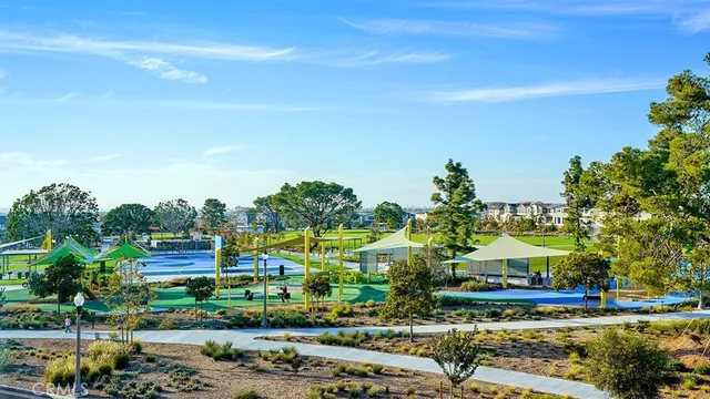 $6,000 | 401 Junco, Irvine, CA 92618