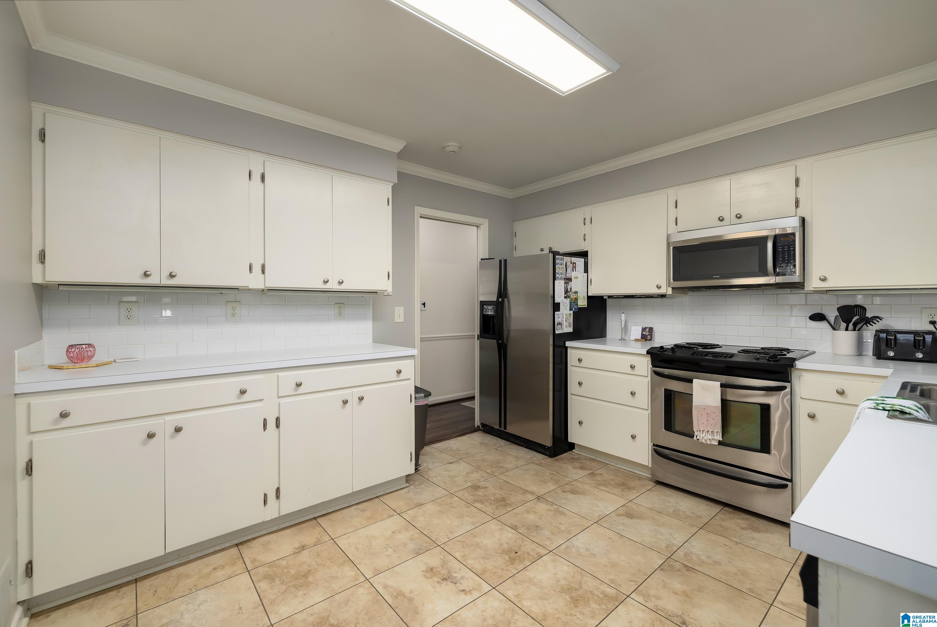 4260 MountainDale Road Birmingham, AL 35213 - Photo 18 of 36