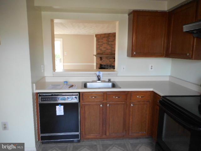 1309 Apple Ridge Court Edgewood, MD 21040 - Photo 5 of 21 Kitchen