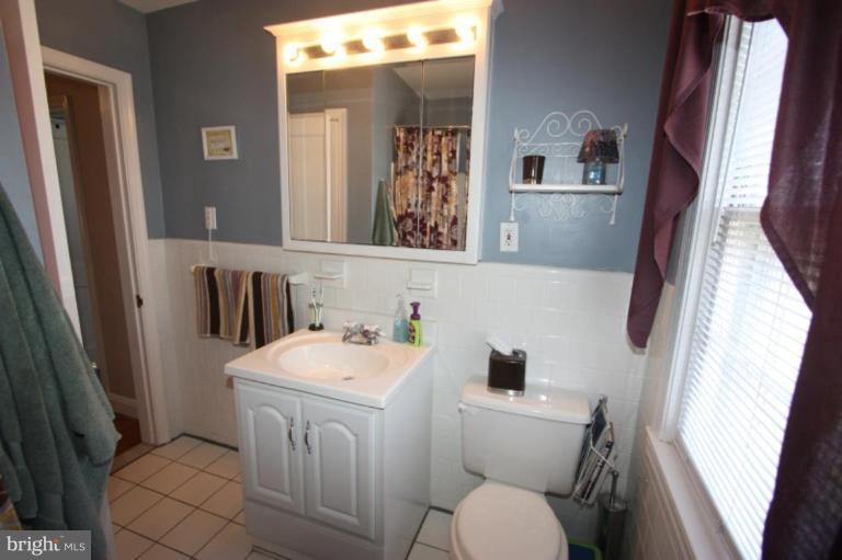 1533 Doxbury Road Towson, MD 21286 - Photo 24 of 30 Another view of the bathroom.