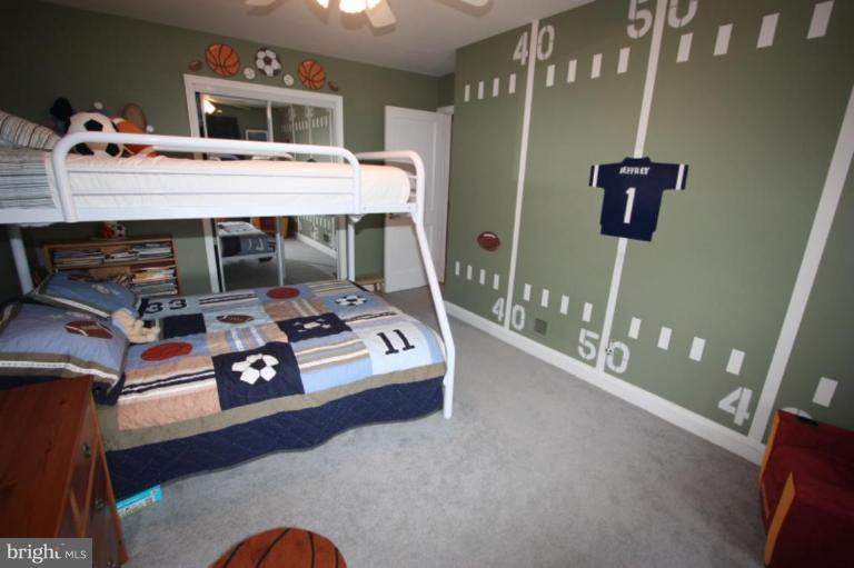 1533 Doxbury Road Towson, MD 21286 - Photo 25 of 30 2nd Bedroom is decorated for a football fan!