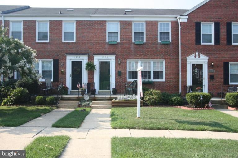 1533 Doxbury Road Towson, MD 21286 - Photo 29 of 30 Front view ... please notice the window boxes!