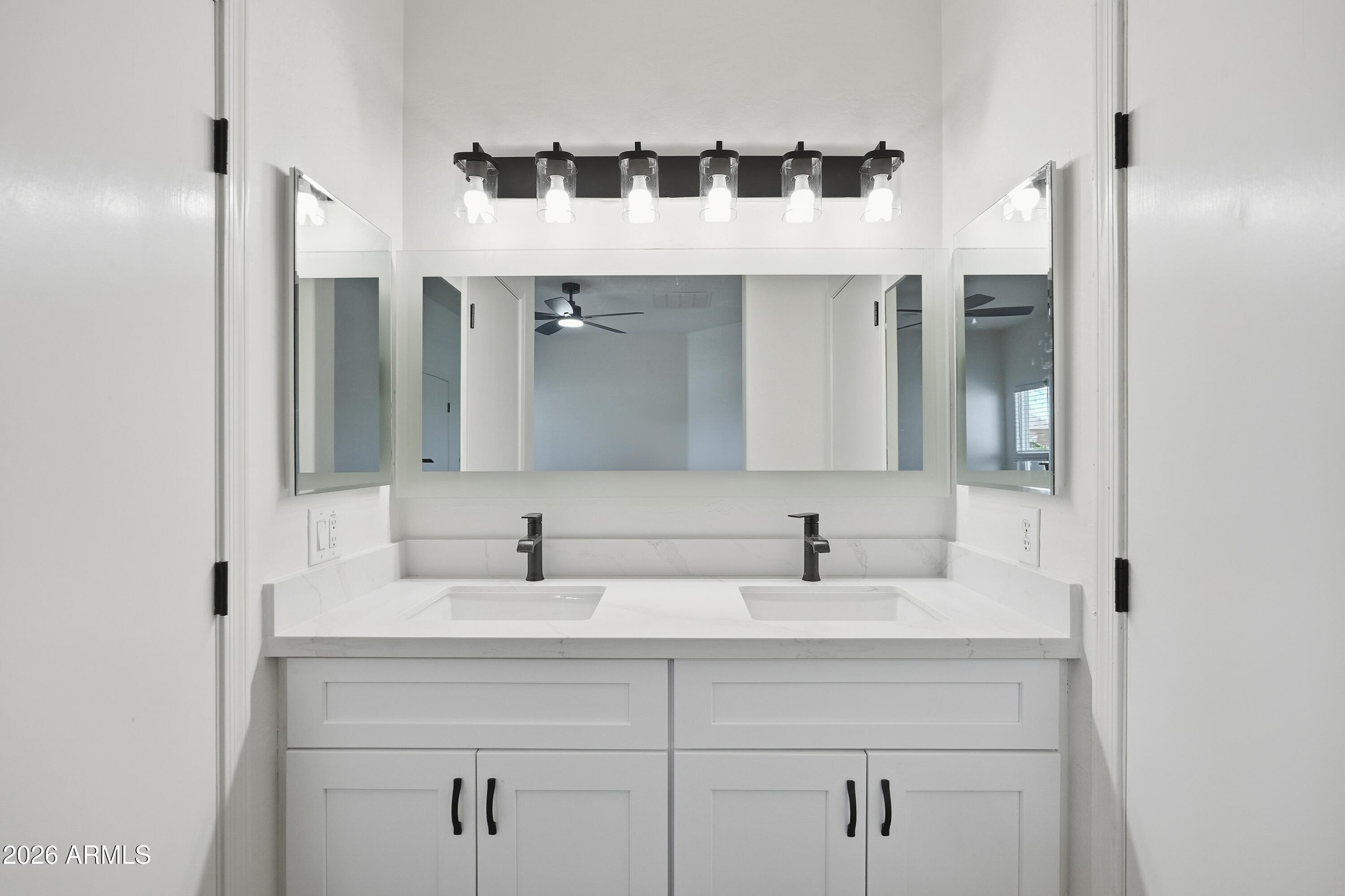 1762 South Rome Street Gilbert, AZ 85295 - Photo 27 of 44 027_ListerPros