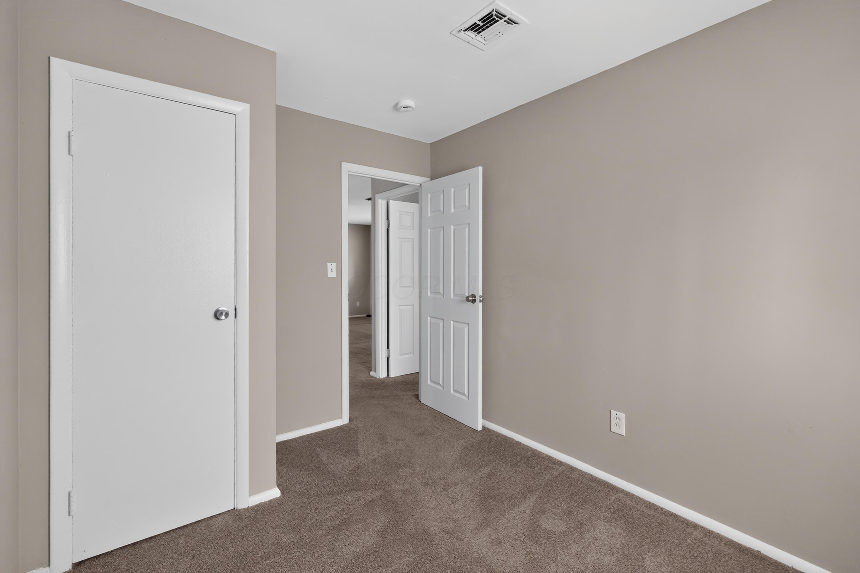 1251 Striebel Road Columbus, OH 43227 - Photo 14 of 24 14_1251_Striebel_Rd-Bedroom-8061