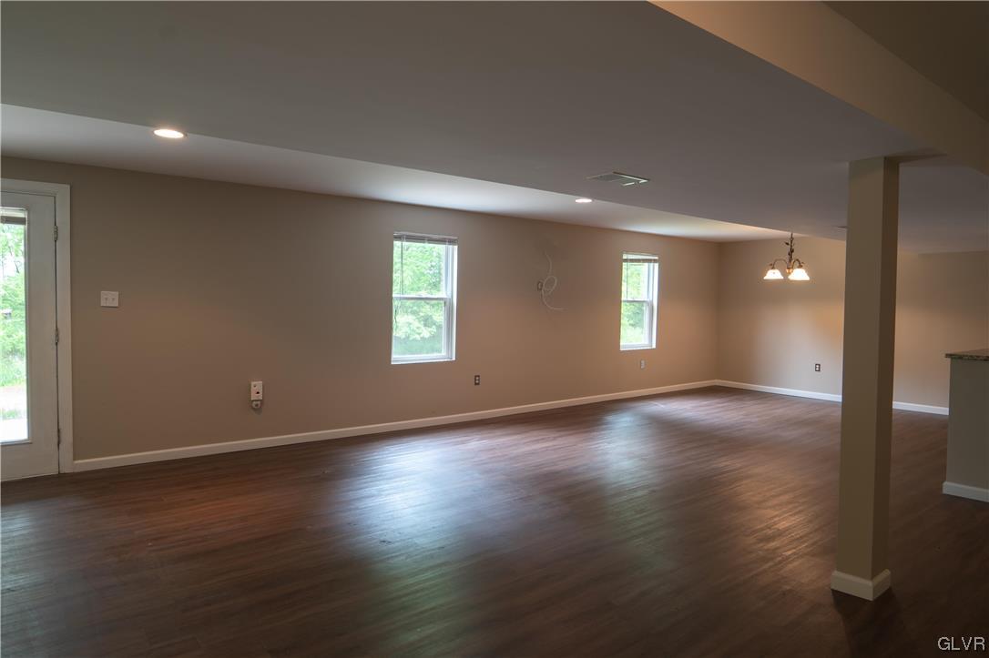 1665 Deer Path Road Easton, PA 18040 - Photo 33 of 50 Gallery Image 33