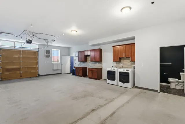 $675,000 | 1004 9th Avenue, Oakland, CA 94606