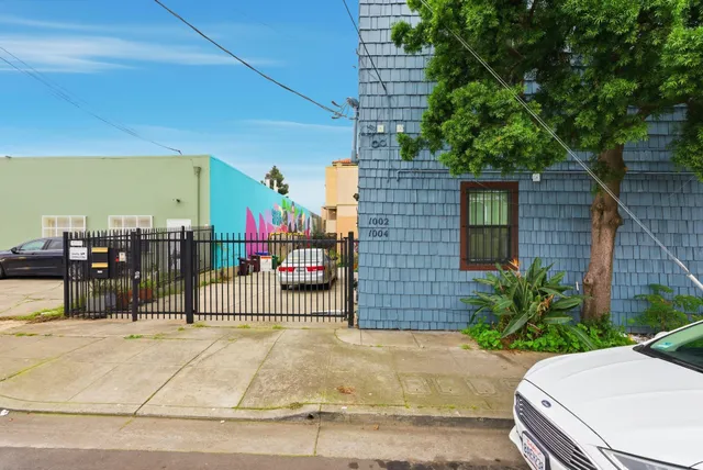 $675,000 | 1004 9th Avenue, Oakland, CA 94606