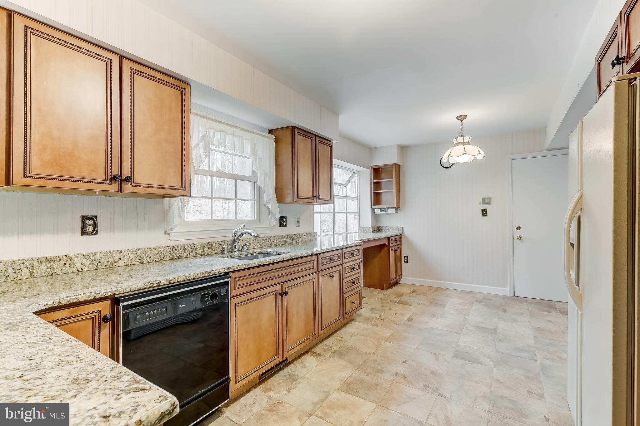1204 Temfield Road Baltimore, MD 21286 - Photo 13 of 53 Kitchen w/ updated Cabinets