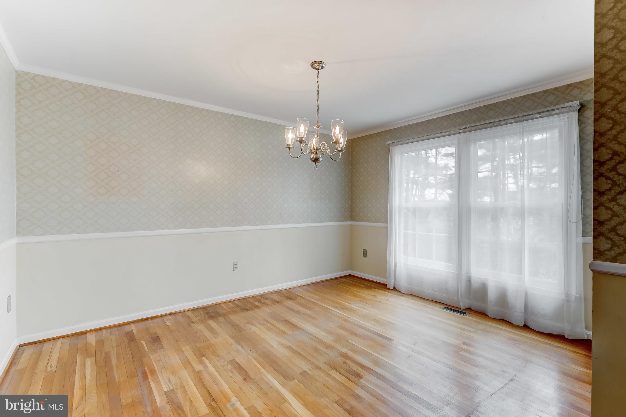 1204 Temfield Road Baltimore, MD 21286 - Photo 19 of 53 Formal Dining Room