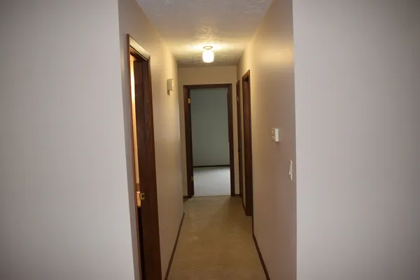 $122,900 | 44 Crystal Court, Unit B2, Pontiac, IL 61764