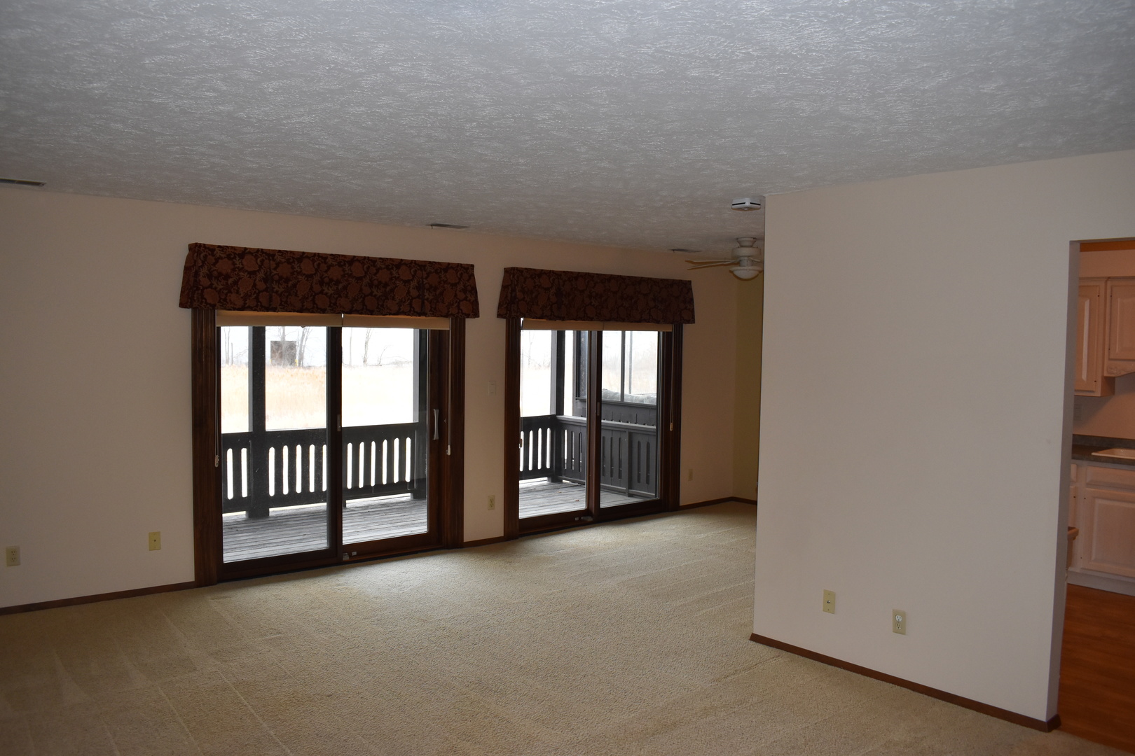 44 Crystal Court, Unit B2 Pontiac, IL 61764 - Photo 2 of 20