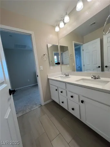 $2,495 | 6567 Dove Point Place, Las Vegas, NV 89130