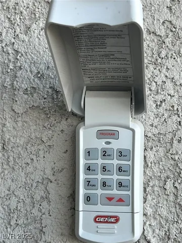 $2,495 | 6567 Dove Point Place, Las Vegas, NV 89130