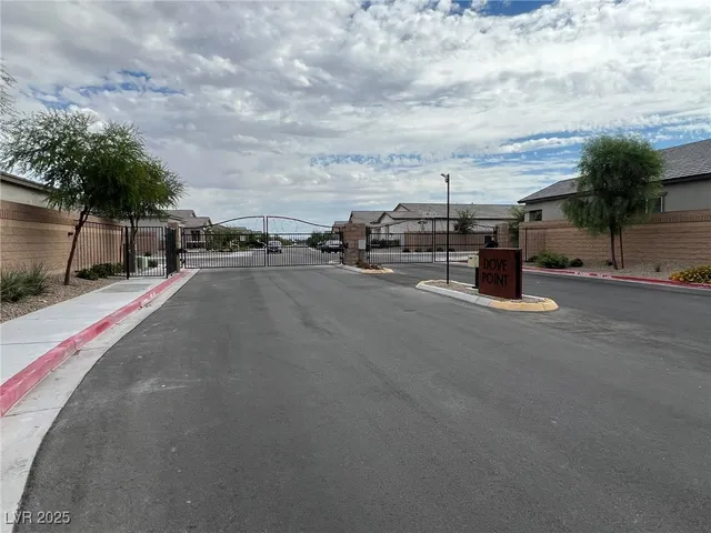 $2,495 | 6567 Dove Point Place, Las Vegas, NV 89130