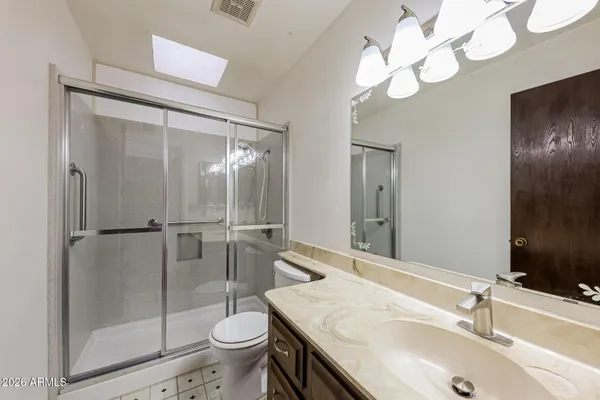 $2,275 | 18422 North 30th Lane, Phoenix, AZ 85053