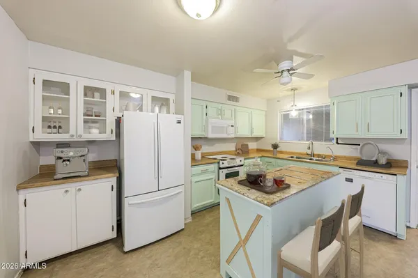 $2,275 | 18422 North 30th Lane, Phoenix, AZ 85053