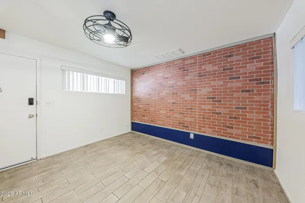 $2,275 | 18422 North 30th Lane, Phoenix, AZ 85053