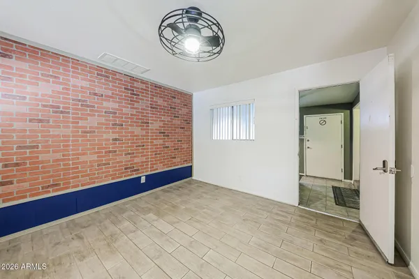 $2,275 | 18422 North 30th Lane, Phoenix, AZ 85053