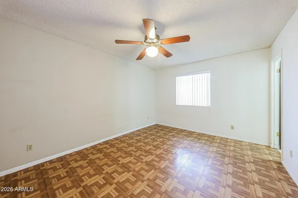 $2,275 | 18422 North 30th Lane, Phoenix, AZ 85053