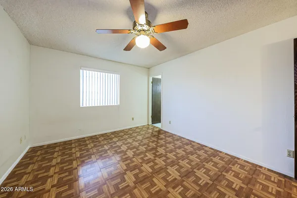 $2,275 | 18422 North 30th Lane, Phoenix, AZ 85053