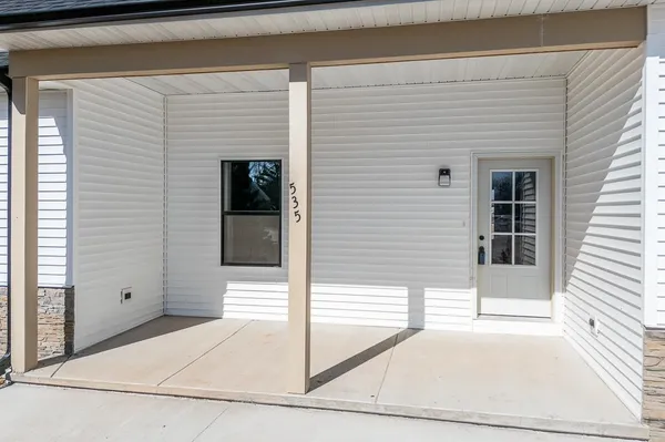 $449,900 | 535 Pheasant Drive, New London, WI 54961
