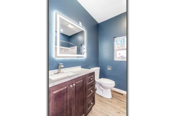 $449,900 | 535 Pheasant Drive, New London, WI 54961