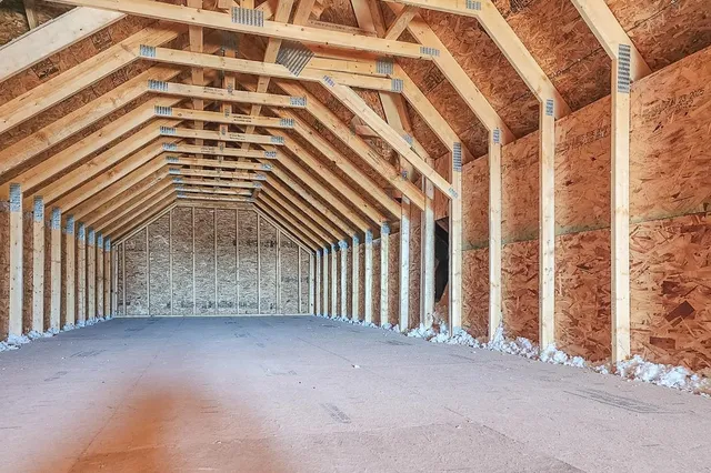 $480,000 | 535 Pheasant Drive, New London, WI 54961