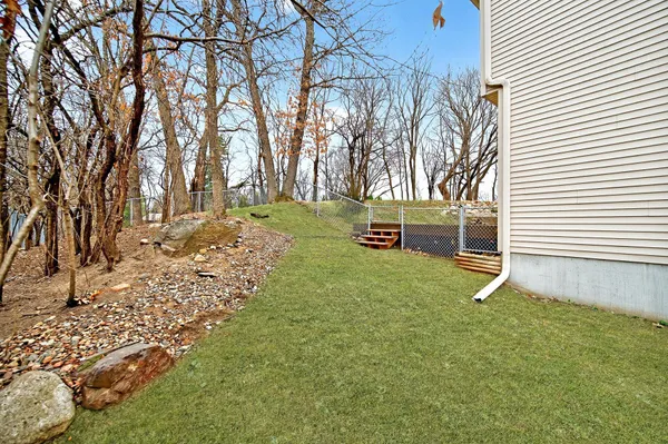 $595,000 | 13316 Commonwealth Drive, Burnsville, MN 55337