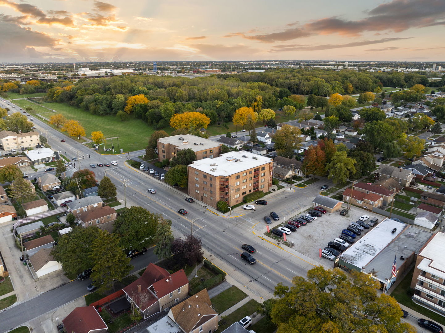 6421 Pershing Road, Unit 404 Berwyn, IL 60402 - Photo 28 of 31 an aerial view of a city with lots of residential buildings lake and ocean view