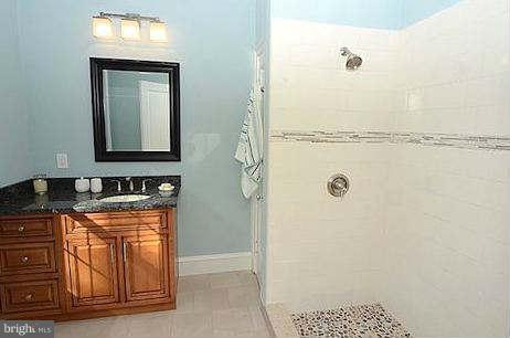 2214 South Road Baltimore, MD 21209 - Photo 17 of 29 Bath (Master)