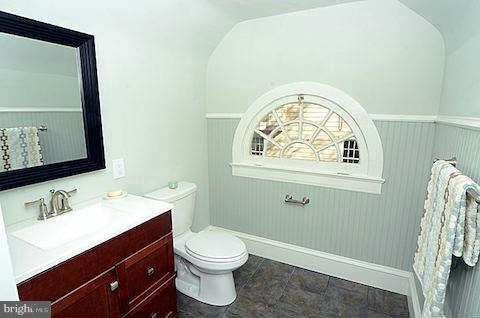 2214 South Road Baltimore, MD 21209 - Photo 20 of 29 Bath