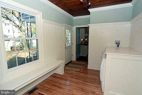 2214 South Road Baltimore, MD 21209 - Photo 24 of 29 Laundry Room