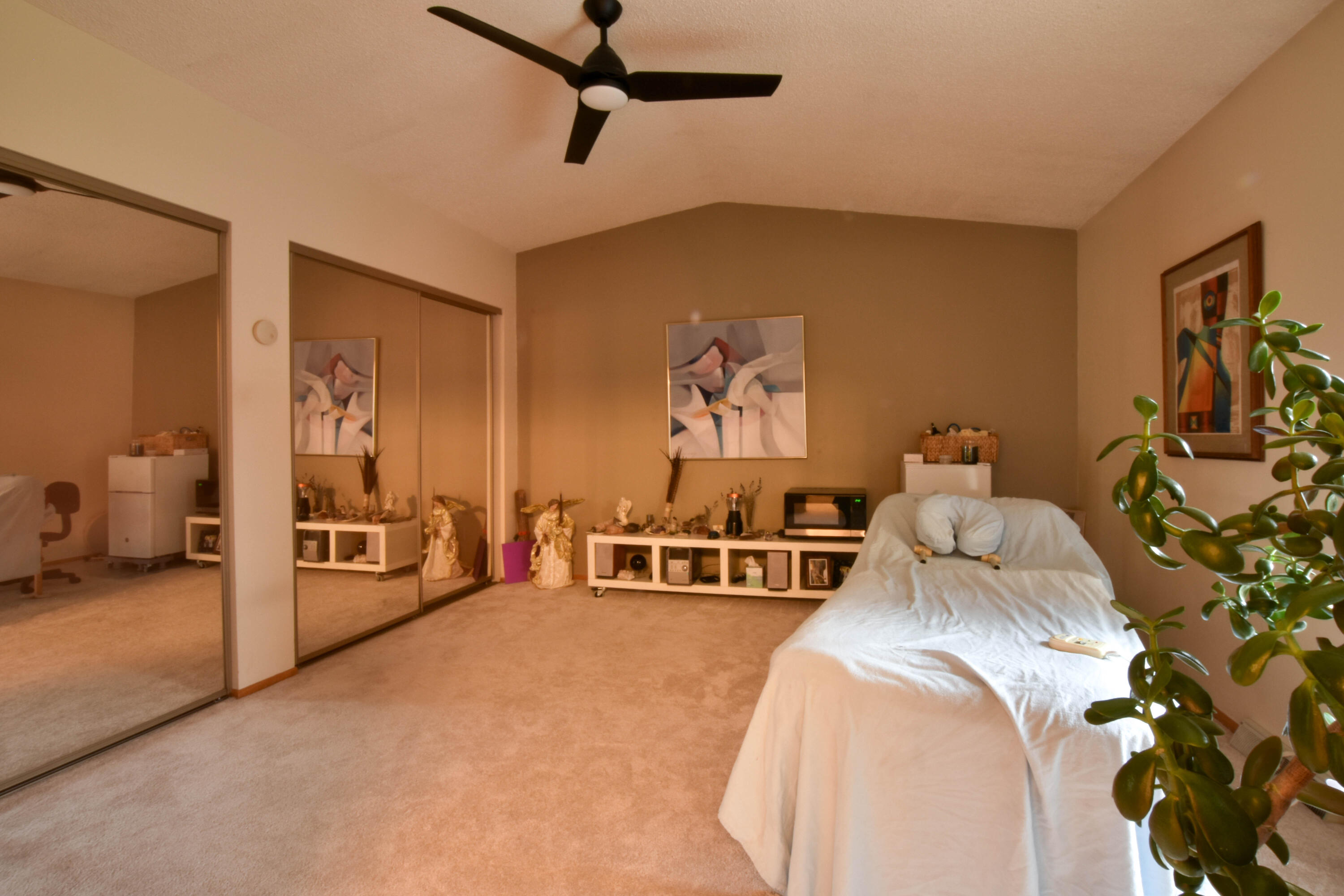 15731 West Brook Drive New Berlin, WI 53151 - Photo 15 of 26 Bedroom 2