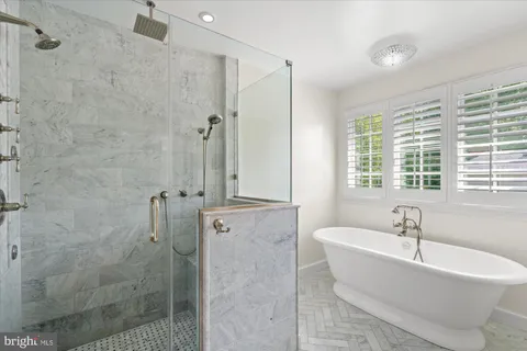 $1,999,000 | 301 Columbia Road, Alexandria, VA 22302