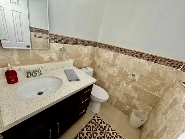 $1,700 | 5300 Washington Street, Unit H236, Hollywood, FL 33021